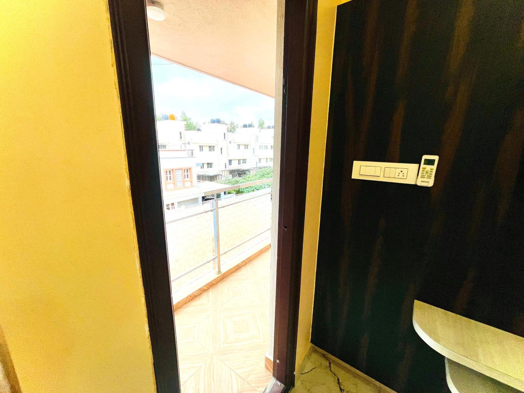 Aura By Agira Hotels Yelahanka Exterior foto
