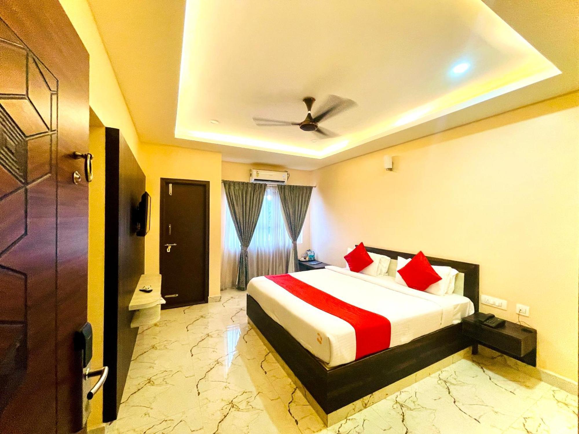 Aura By Agira Hotels Yelahanka Exterior foto