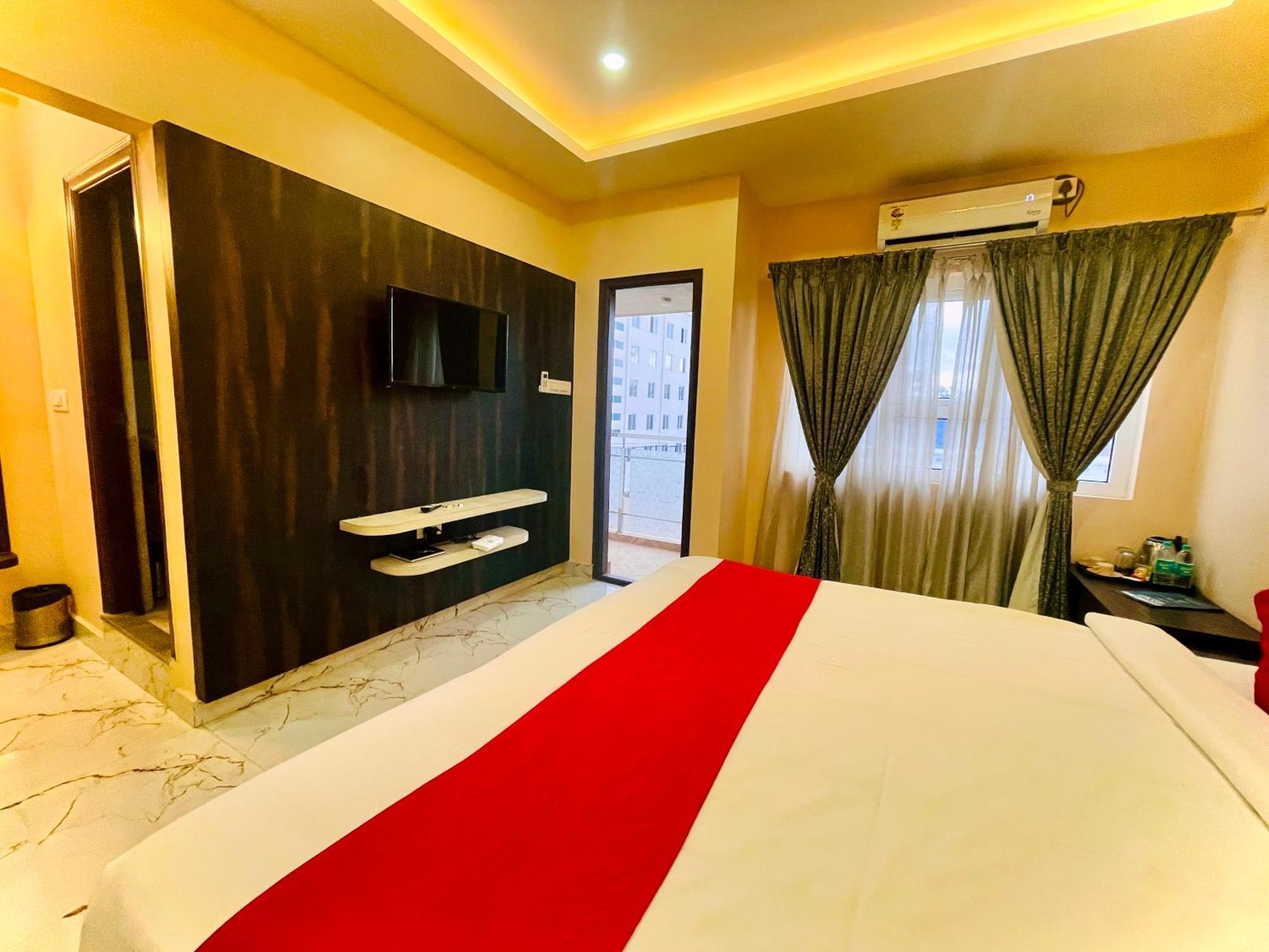 Aura By Agira Hotels Yelahanka Exterior foto